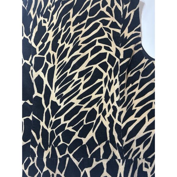 Carlisle Giraffe Print Corduroy Zip Vest (US 12) - Picture 10 of 12